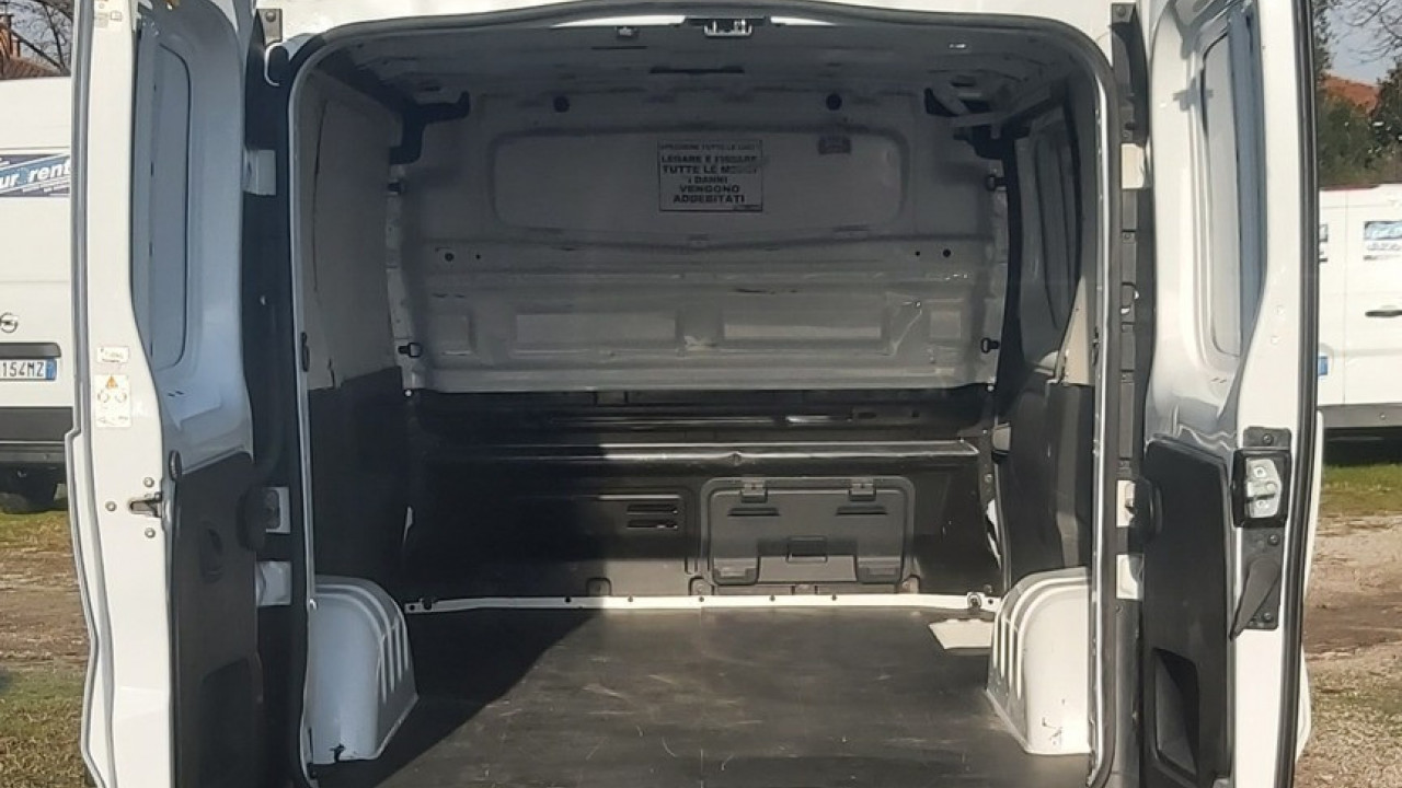 FURGONI gruppo C GANCIO TRAINO PRIMASTAR GANCIO TRAINO